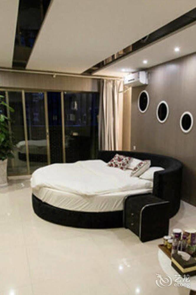 Yawei Apartment Hotel Kunming Zewnętrze zdjęcie